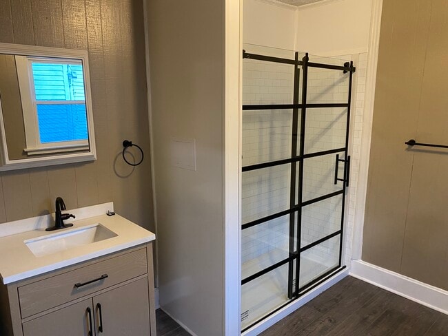 Building Photo - 1921 18th St