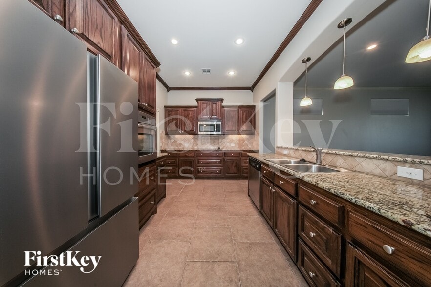 Building Photo - 3100 Carnoustie Dr