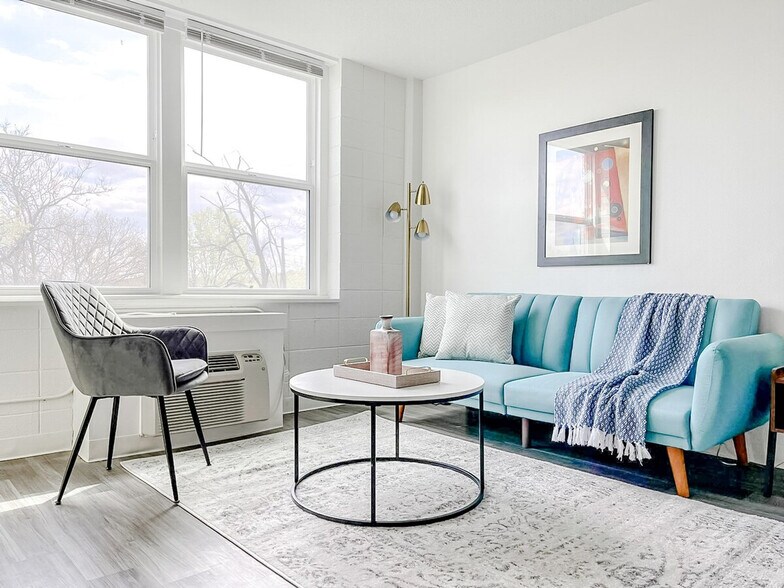 Building Photo - 2515 Burnet Ave