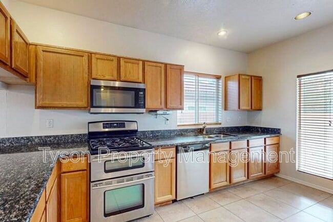 Building Photo - 10008 Rio Corto Ave SW