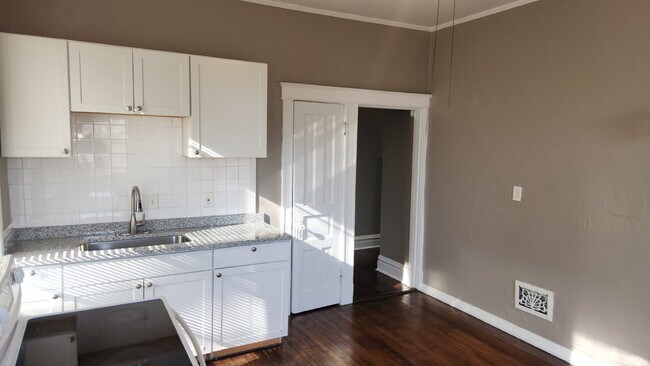 Building Photo - 3442 Virginia Ave