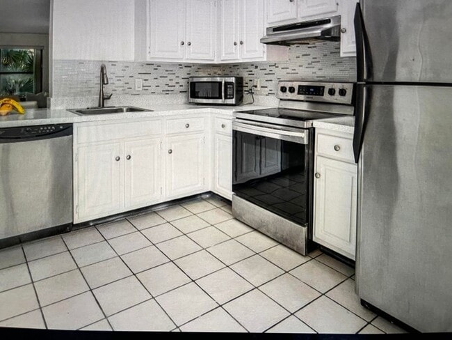 Primary Photo - 12959 Pennypacker Trail