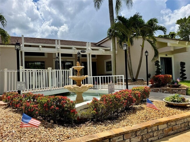 Building Photo - 14790 Bonaire Blvd