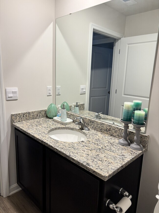 Building Photo - 359 Forest Edge Ave