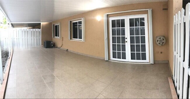 Building Photo - 7667 NW 182nd Ln