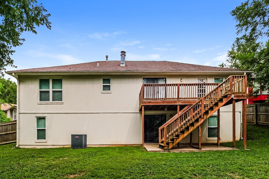 Building Photo - 9004 Arlington Ct
