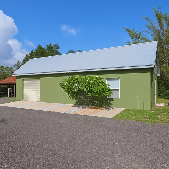 Exterior 2 - 11111 Country River Dr
