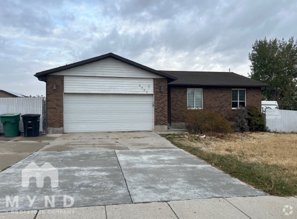Building Photo - 3962 Elwood Way