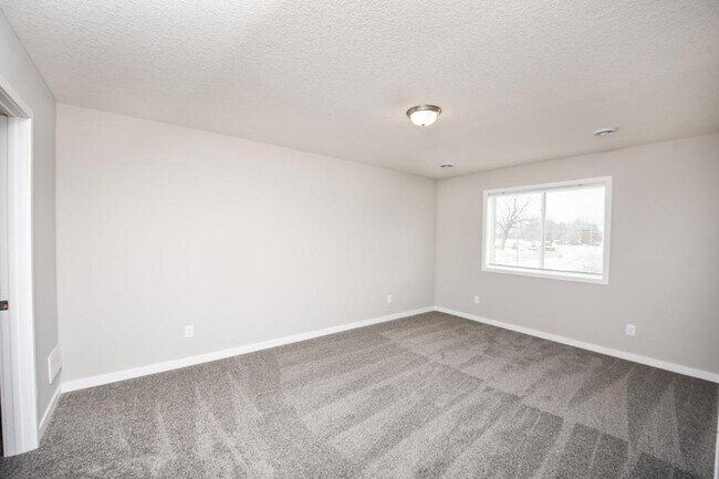 Building Photo - 11523 37th Ave SE