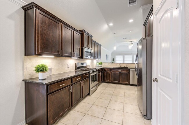 Building Photo - 3418 Auburn Creek Cir