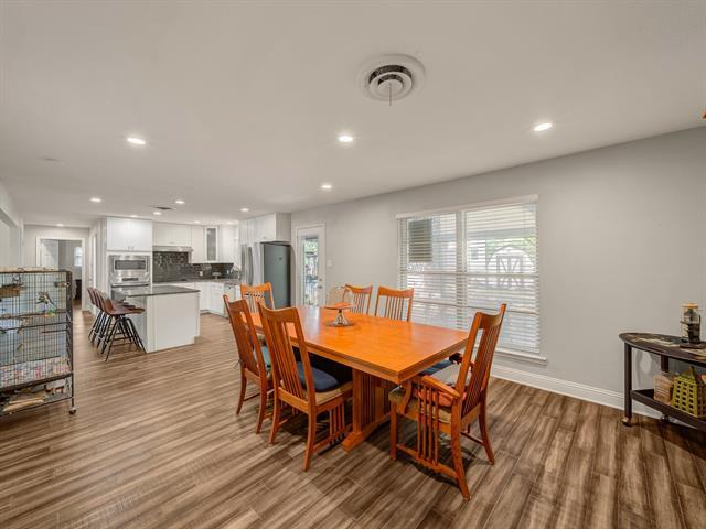 Building Photo - 5512 Odessa Ave