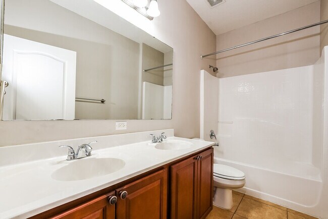 Building Photo - 1586 Danisco Pl