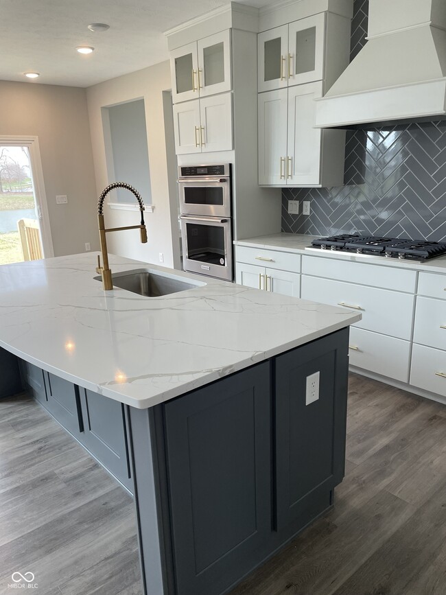 Building Photo - 14472 Beaument Blvd