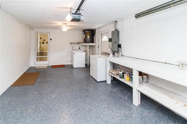Building Photo - 3526 Overland Dr