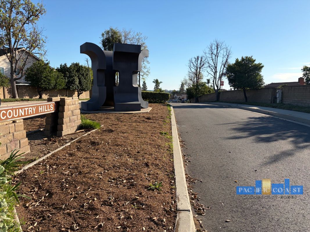 Building Photo - 346 Hilltop Ln