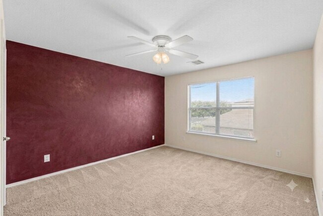 Building Photo - 2712 Woodspring Acres Dr