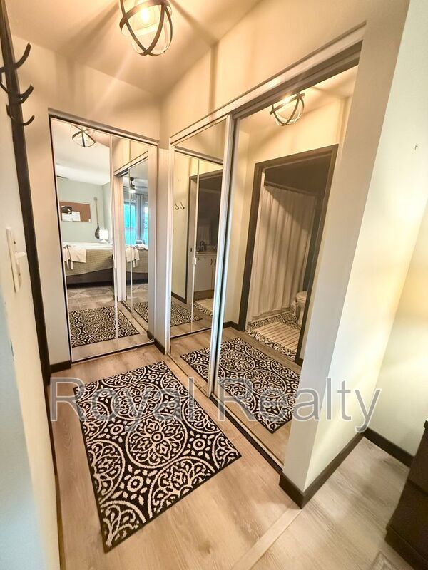 Building Photo - 17 Kopi Ln