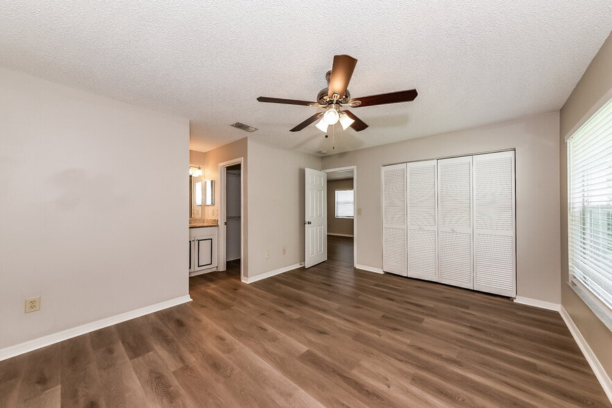 Building Photo - 3281 Gulf Watch Ct