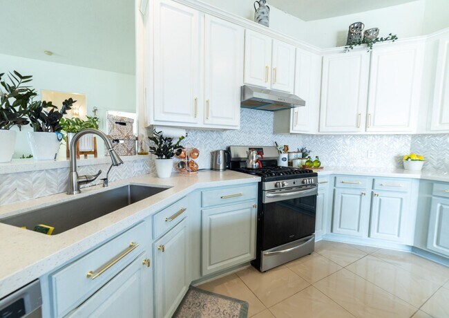 Building Photo - 14902 White Forge Ln