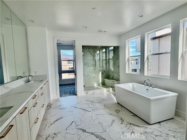 Building Photo - 101 Chapman