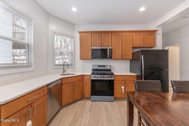 Building Photo - 2210 15th St