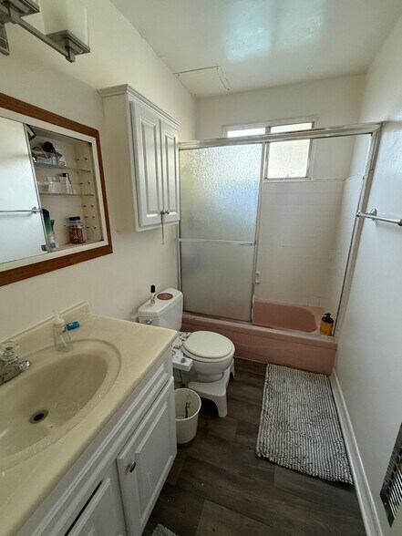 Building Photo - 3726 Keystone Ave