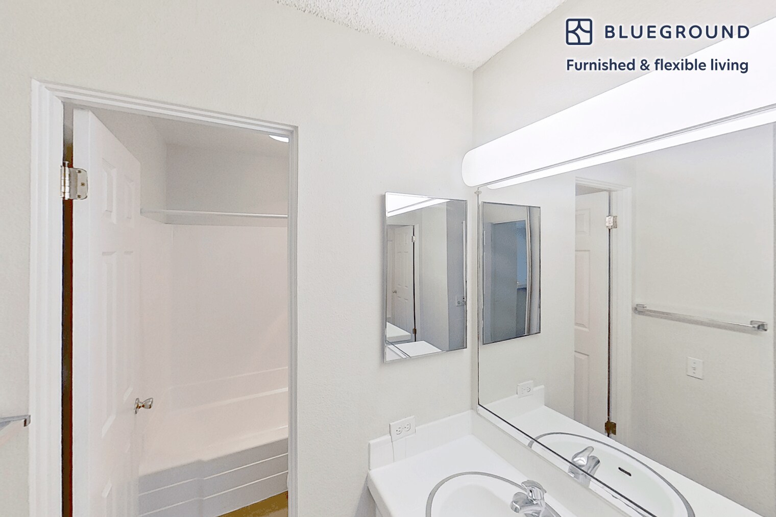 Building Photo - 555 W Middlefield Rd