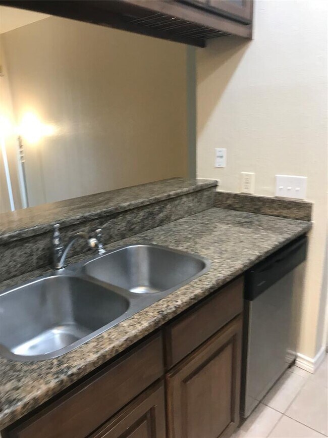 Building Photo - 12166 Metric Blvd