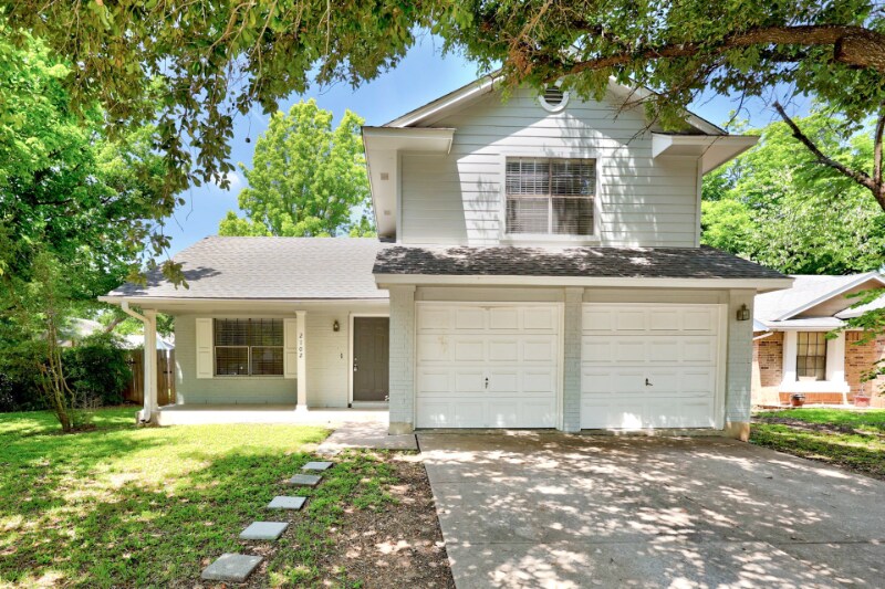 Primary Photo - 2102 Bluebonnet Dr