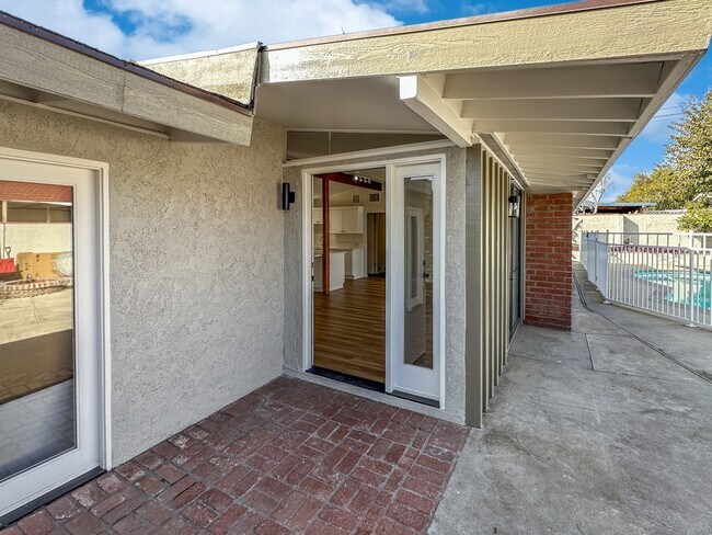 Building Photo - 1115 N Brand Blvd