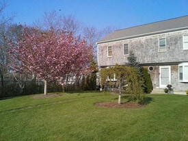 Building Photo - 26 Lone Tree Rd