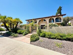 Building Photo - Spacious 4-Bedroom Family Home with EV Cha...