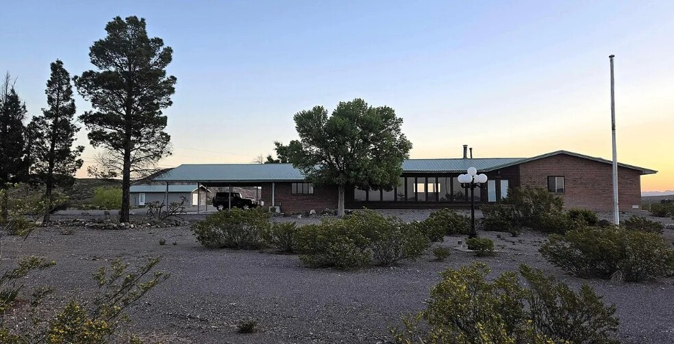 Building Photo - 15449 Highway 187