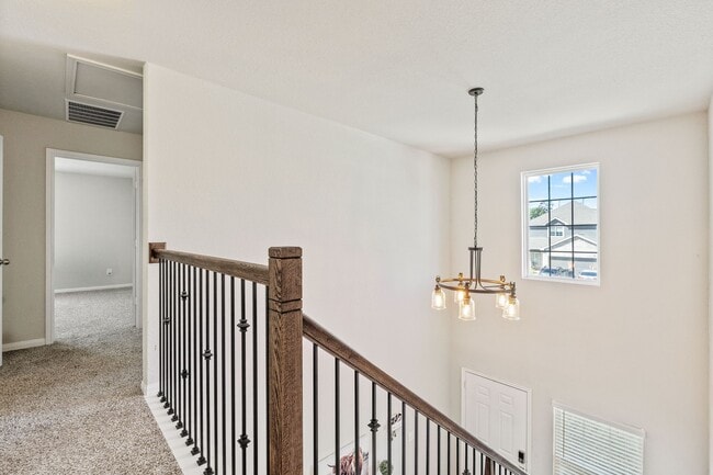 Building Photo - 2221 Raider Dr