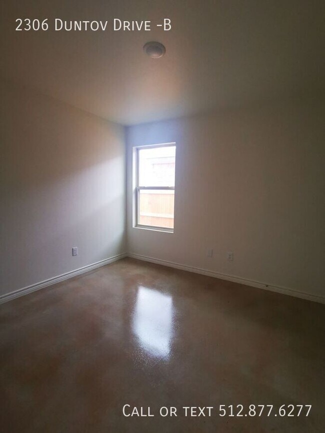 Building Photo - 2306 Duntov Dr