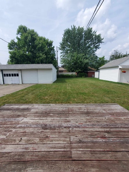 Building Photo - 1510 Tuxedo Ave