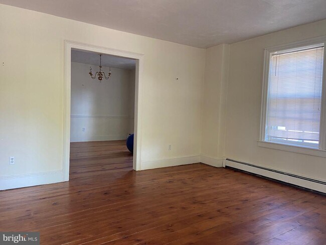 Building Photo - 1711 Bridge Ln