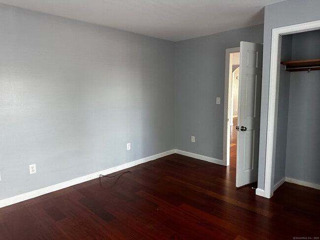 Building Photo - 22 Hungerford Ave