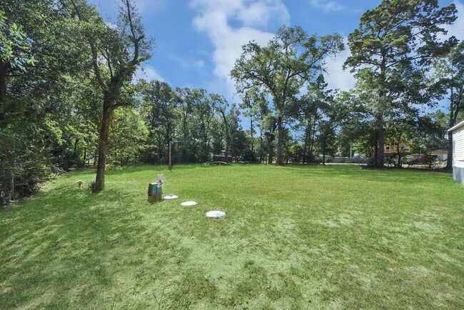 Building Photo - 14009 Rustic Ln