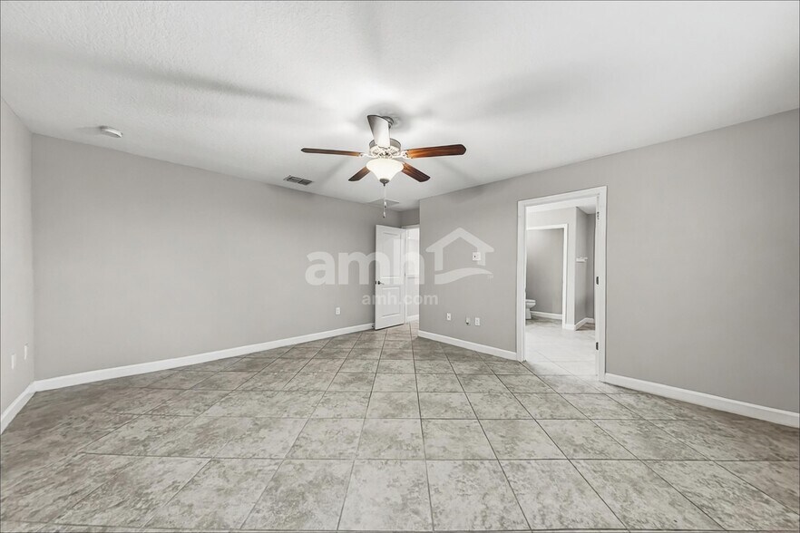 Building Photo - 14206 Blue Dasher Dr
