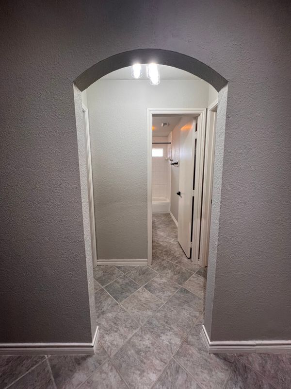 Building Photo - 5818 Toddington Rd