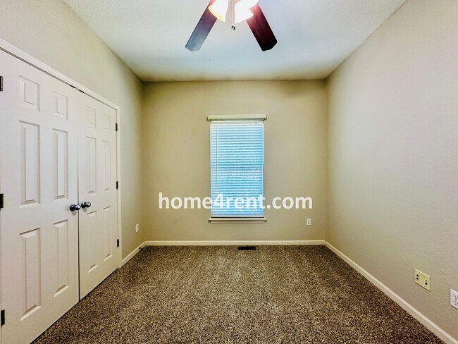 Building Photo - 14236 W 153rd St