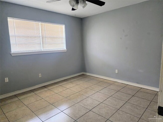 Building Photo - 1509 W Nolana Ave