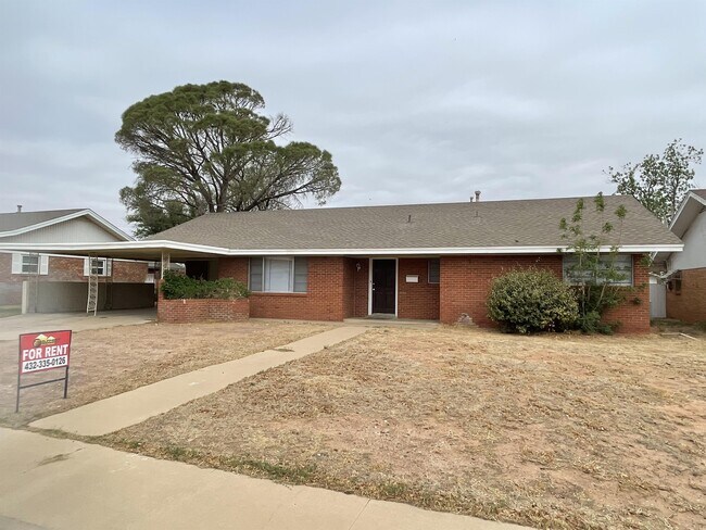 Primary Photo - 3607 Loma Dr
