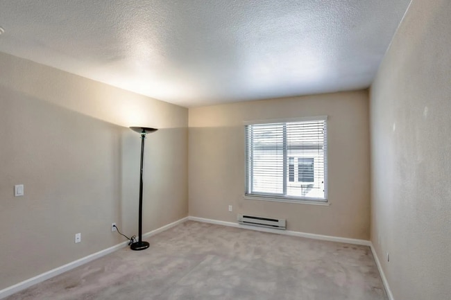 Building Photo - APT 298