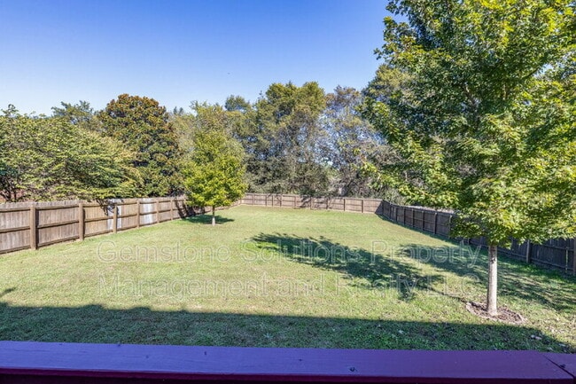 Building Photo - 1035 Watauga Ct