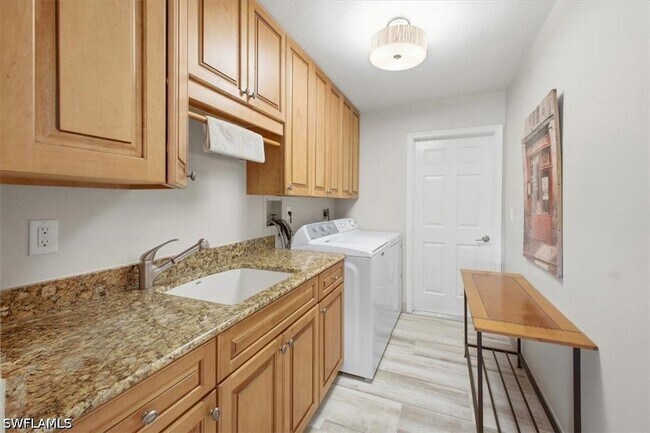 Building Photo - 9874 Campbell Cir