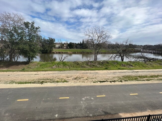Building Photo - Single Family Natomas