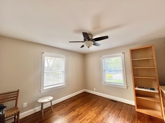 Building Photo - Newly Remodeled 2 BD, 2BA Raleigh Home wit...