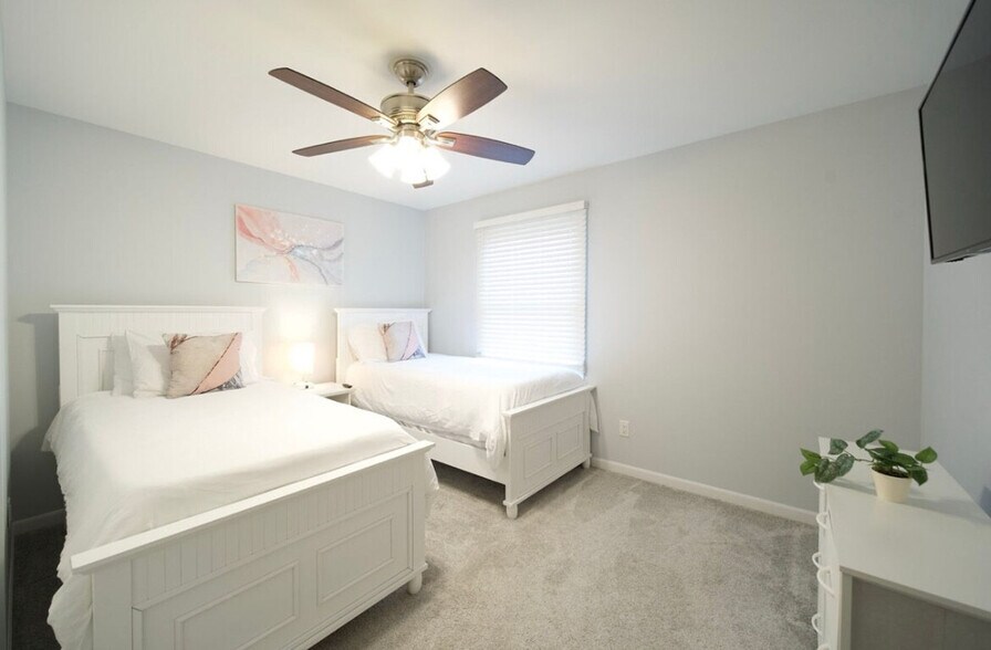 Building Photo - 916-920 Dean Street-SI ID1285029P